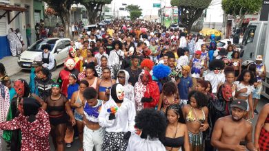 Bloco Amigos e Cia de Amargosa tem o maior número de foliões nos festejos do Carnaval
