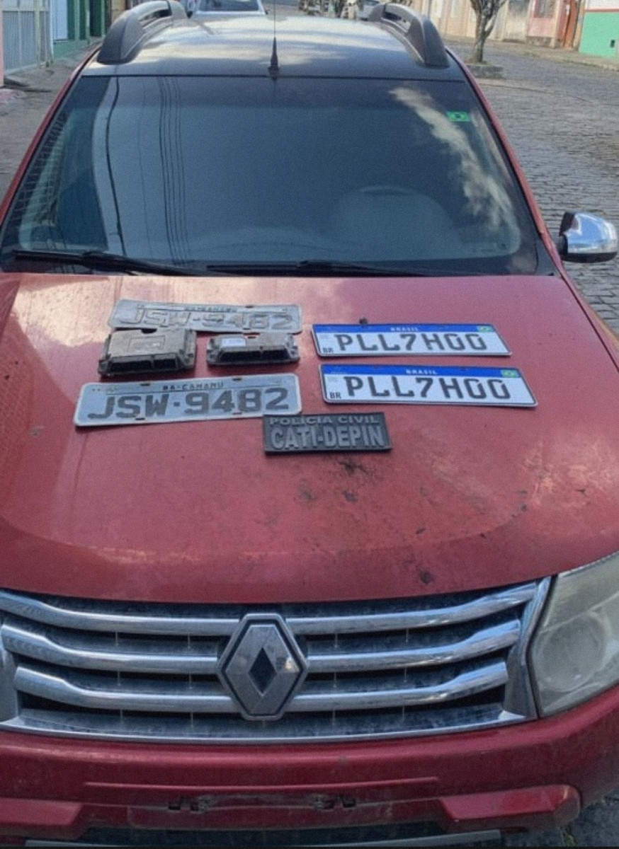 Suspeito é flagrado com carro roubado em Ubaitaba com apoio da 4ª Coorpim de SAJ