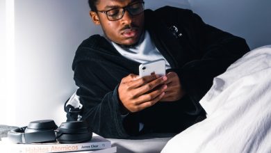 Celulares e redes sociais contribuem para a insônia