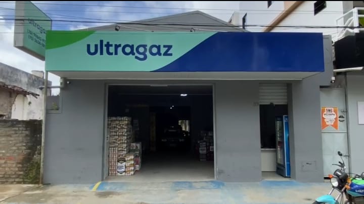 Gás de cozinha e água mineral na Ultragáz Santos e Mercês em Amargosa