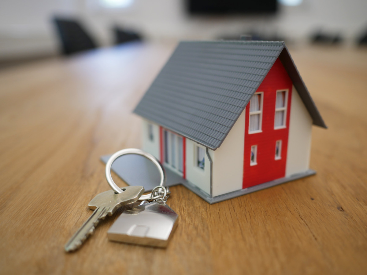 Com juros altos, o consórcio torna-se opção para aquisição de imóveis - de casa