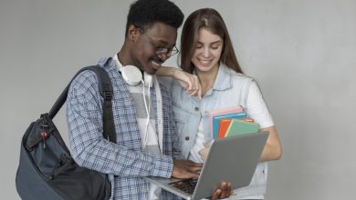 EUA altera cursos de programa para estudantes estrangeiros