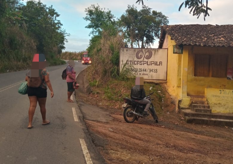 Acidente grave na BA 026 é registrado próximo barragem em Santo Antônio de Jesus
