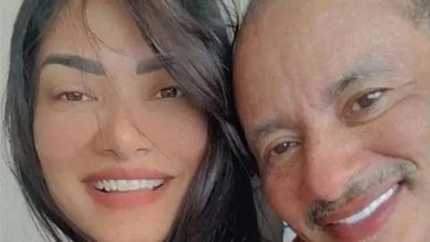Manoel Gomes, do hit ‘Caneta Azul’, apresenta nova namorada