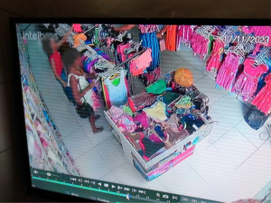 Duas mulheres furtam ao menos 4 lojas em Amargosa nesta Sexta-feira