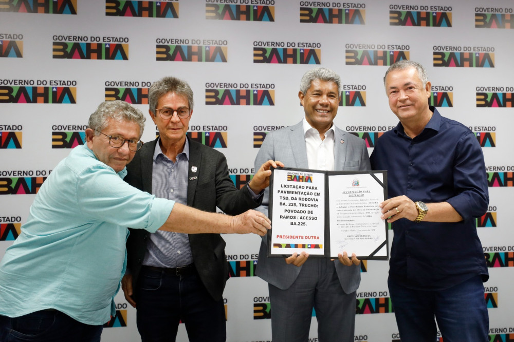 Obra de pavimentação vai beneficiar comunidade quilombola no município de Presidente Dutra