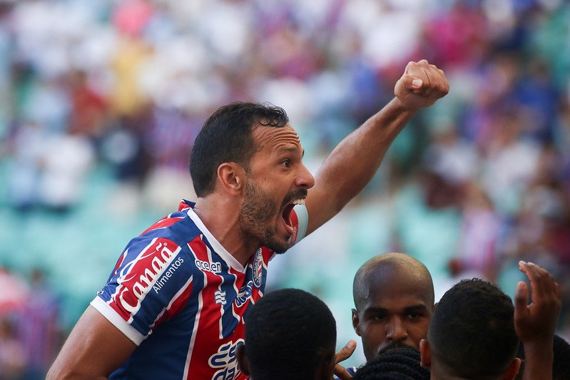 Bahia vence o Jacuipense e crava liderança no Baianão