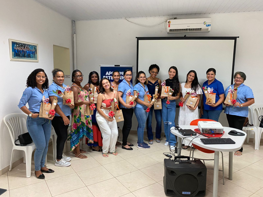 Casa São Luiz realiza evento interno especial para suas colaboradoras em comemoração ao Dia da Mulher