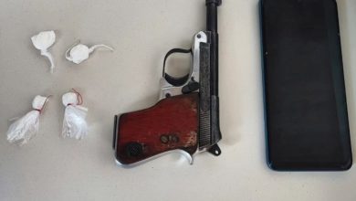 Armas e drogas foram apreendidas pela PM na centro da cidade de Mutuípe