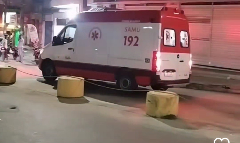 Jovem é executado a tiros no Largo do São Benedito em Santo Antônio de Jesus