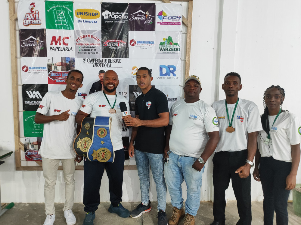 Representantes da Federação de Boxe do Estado da Bahia, falam do campeonato em Varzedo
