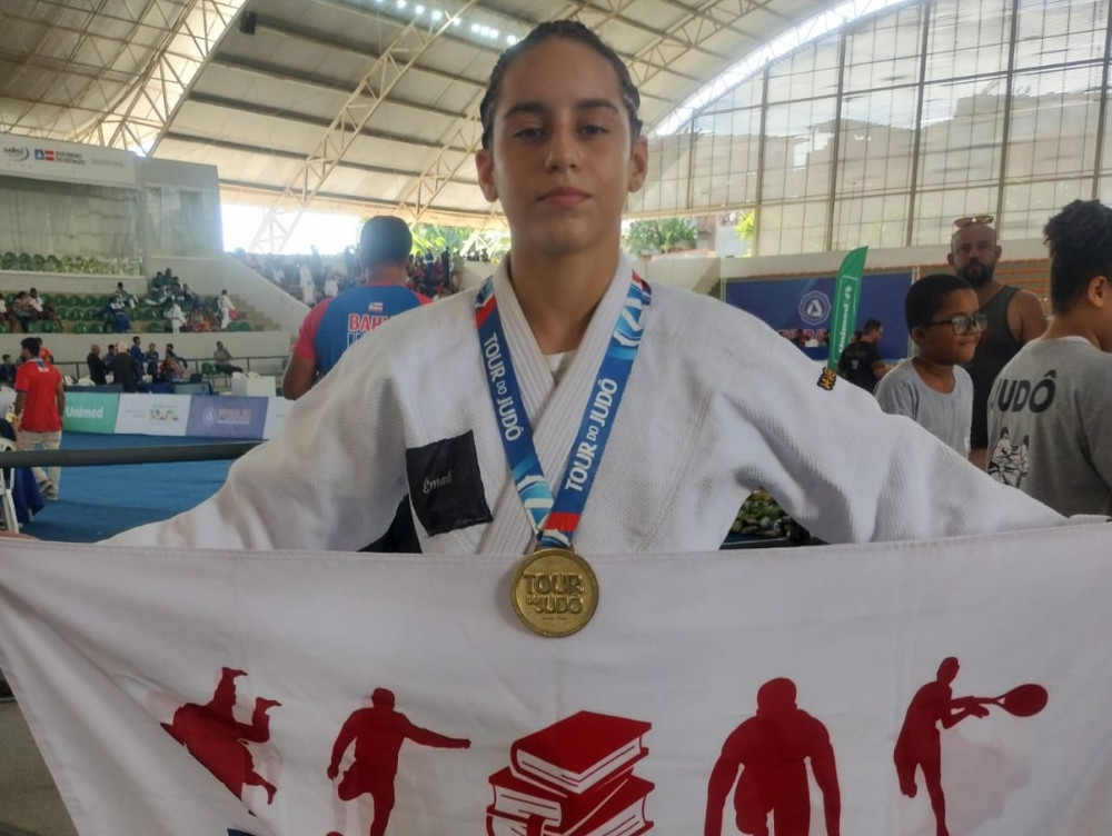 Aluna de colégio de Laje participa da seletiva de Judô sub-14 e sagra-se campeã