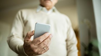 Clonagem de WhatsApp está entre os golpes mais comuns contra idosos