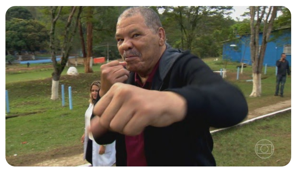 Maguila, lenda do boxe brasileiro, morre aos 66 anos