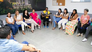 Servidores do Hospital Municipal de Amargosa passam por momento de terapia em alusão ao Janeiro Branco