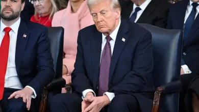 Trump toma posse nos EUA e inicia governo de extrema direita apoiado por bilionários
