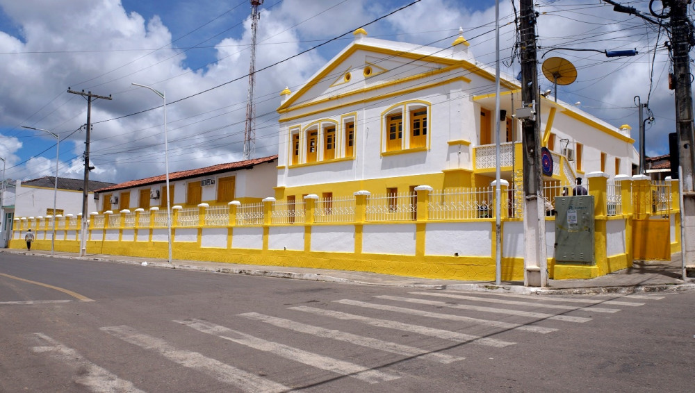 Escolas da Rede Municipal de Ensino de Brejões ganham nova identidade visual