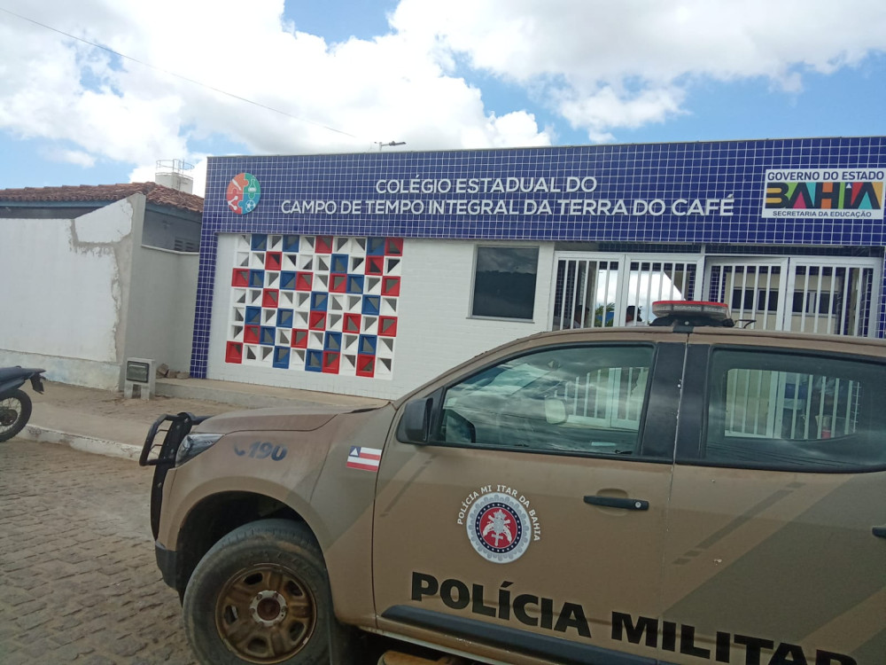 Polícia Militar de Brejões realiza ronda escolar no distrito Serrana e sede do município