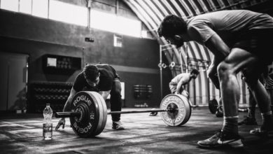 Kipping Handstand Push-ups colocam a saúde cervical em risco