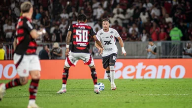 Vitória é atropelado pelo Flamengo e sofre a maior goleada da era dos pontos corridos