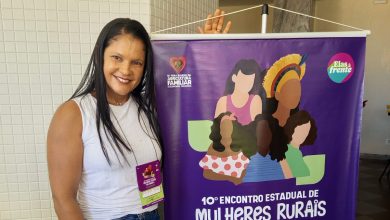 Artesã de Amargosa marca presença no 10º Encontro Estadual de Mulheres Rurais da Bahia
